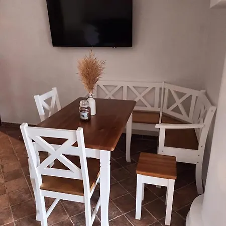 Hessy Apartman Sonov