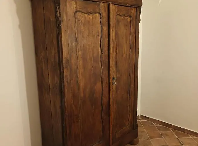 Hessy Appartement Sonov